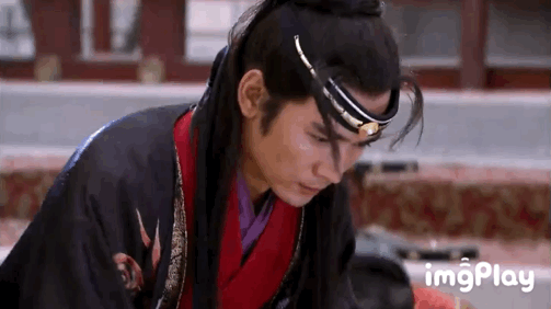 別再硬凹美男人設了！這9位男演員告訴你，什麼是真正的驚鴻一面