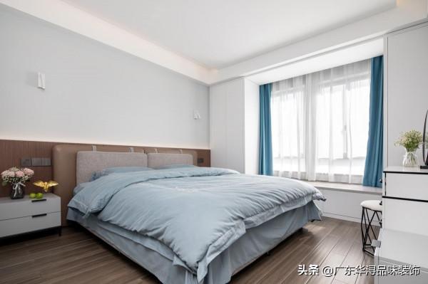 這對夫妻真會裝修，無主燈吊頂設計不僅通透明亮，還很有現代感