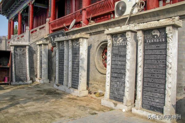 廟還是景區？這個充滿人間煙火氣息的古廟，所遭遇的身份困局