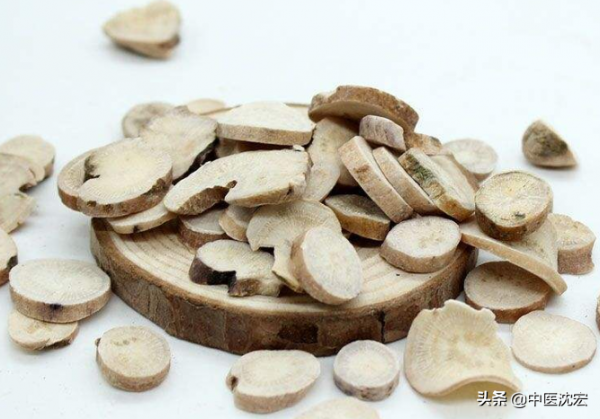 口乾、眼乾、鼻幹、面板乾燥？簡單一劑百合固金丸，從頭潤到腳