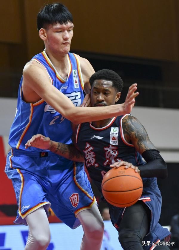 摸高3米68！CBA00後小將體測創新高 他臂展2.32米比周琦還長