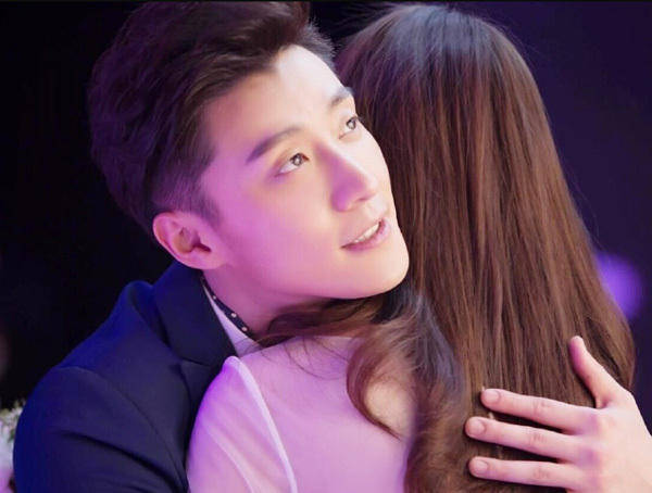 因抑鬱症自殺的6位明星，每一位都讓人心痛，最小的年僅25歲