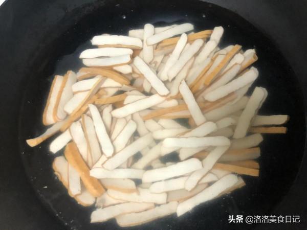 韭菜香乾是絕配，大火快炒滿屋飄香，鮮香開胃超下飯成本不足5元