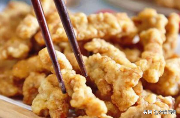 炸酥肉，別隻會用麵粉加雞蛋，多加3樣，外酥裡嫩，涼著吃也特香