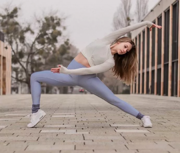 5個“虐腹”瑜伽體式