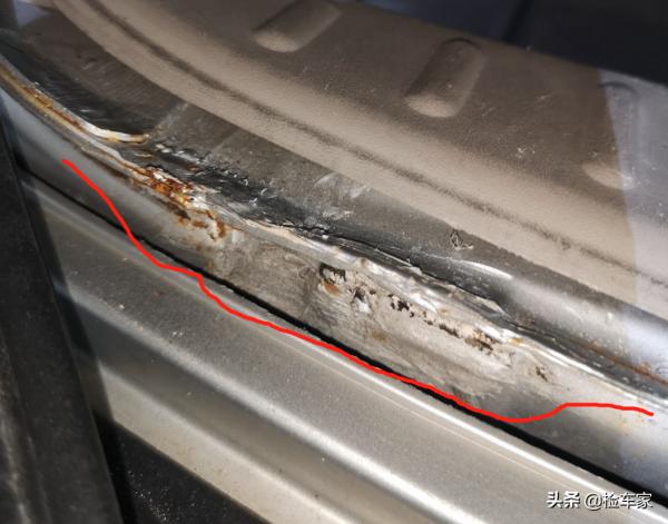 不到5萬塊買輛當年50萬的日系MPV，看完車況買家一句話：零容忍