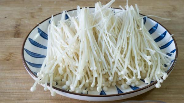 過年吃膩了大魚大肉，推薦10道&OpenCurlyDoubleQuote;刮油菜&rdquo;，5分鐘上桌，清爽解膩