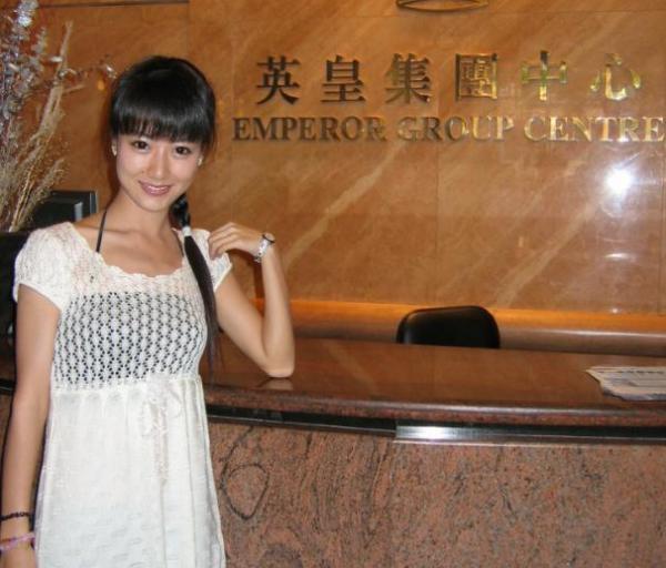 被認成胡歌“老婆”,與成龍傳緋聞,京城四美白冰的故事比戲出彩 被認成胡歌“老婆”,與成龍傳緋聞,京城四美白冰的故事比戲出彩