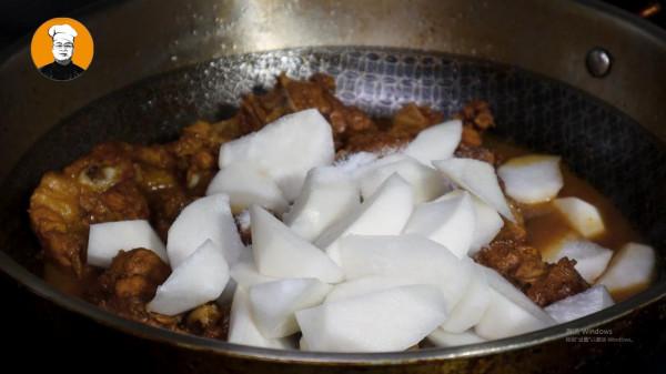 排骨切記不要直接焯水，多加這2步，排骨不腥不柴，軟爛入味