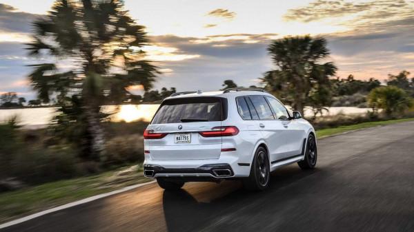 寶馬因杯架設計缺陷在美被集體訴訟，或面臨500萬美元的賠償