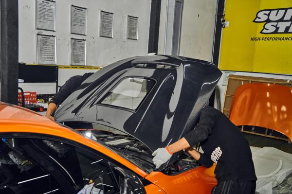 寶馬M2C改裝CMST透明碳纖維機蓋