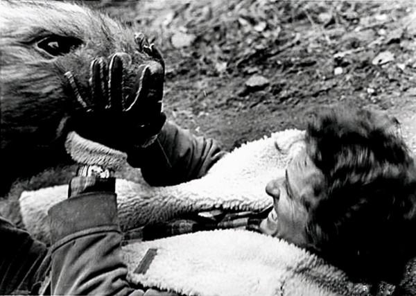 切爾諾貝利核爆後,受輻射的人腐爛而亡,真的出現過變異巨鼠嗎? 切爾諾貝利核爆後,受輻射的人腐爛而亡,真的出現過變異巨鼠嗎?