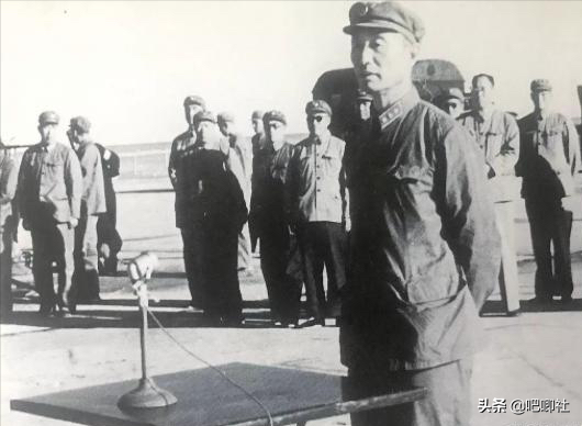 葉帥讓徐立清請他復出,三顧茅廬無動於衷,葉帥:不支援我? 葉帥讓徐立清請他復出,三顧茅廬無動於衷,葉帥:不支援我?