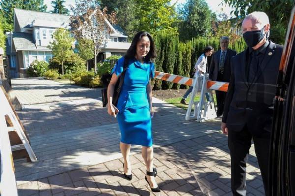 孟晚舟回國後美回巔峰​像“換臉”！穿一身黑高調亮相，大變樣