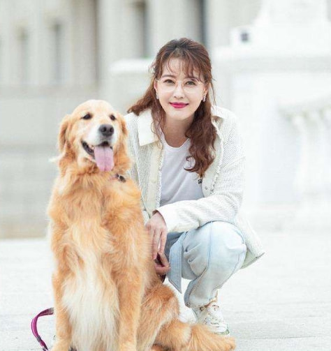 周海媚：歷經8段揪心戀情，不戀愛不結婚，對男人徹底失望