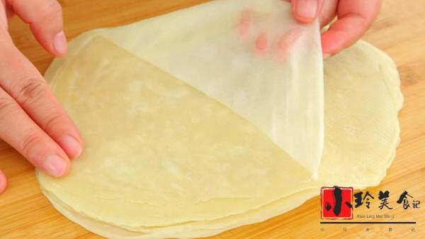 教你用蘿蔔做菜盒，不用發麵，皮薄餡大，鮮香味美，全家人都愛吃