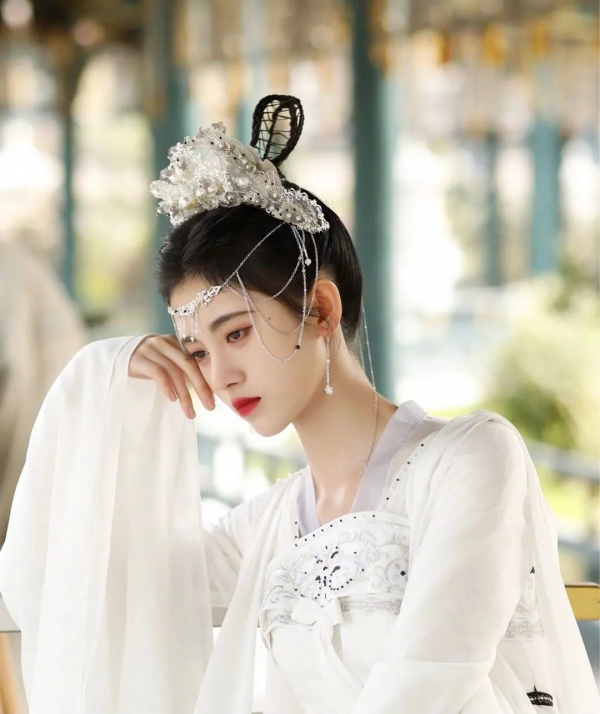 小八卦,龔俊,TFBOYS,鞠婧禕,歐陽娜娜,林心如 小八卦,龔俊,TFBOYS,鞠婧禕,歐陽娜娜,林心如