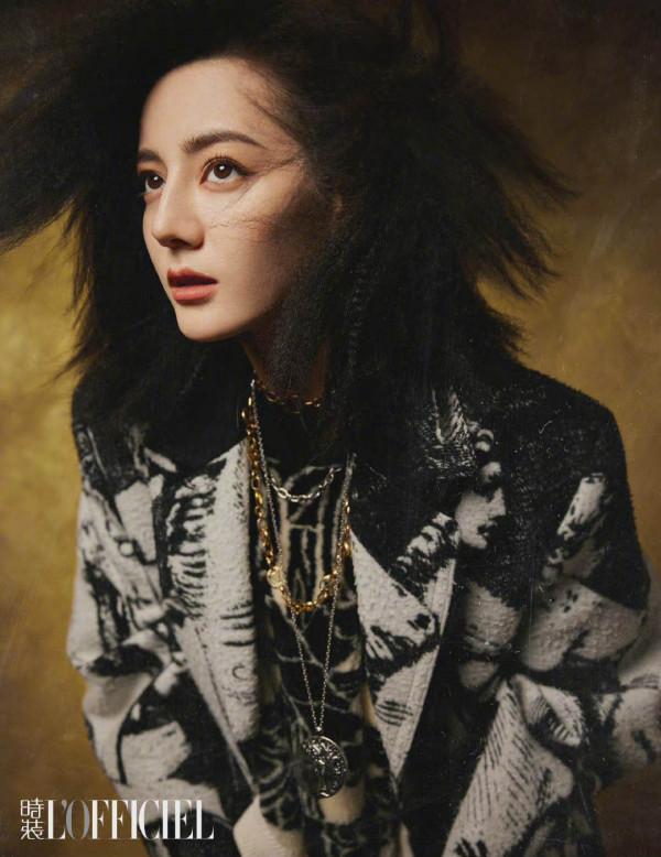 眾女星十一月刊公佈，唐嫣美人魚，熱巴藝術感，楊冪短髮翻車了？