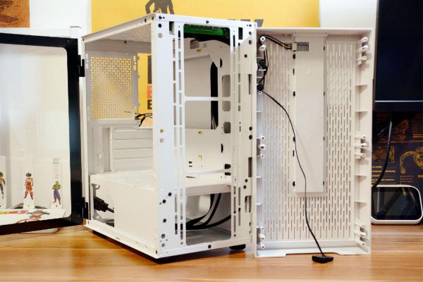 顏值線上，超頻三PCCOOLER）光愈機箱體驗，治癒系不只有小姐姐