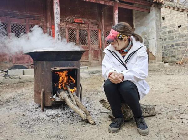 徒步白雲寺渡槽一一絕壁大梯一一上白雲一一白雲寺 徒步白雲寺渡槽一一絕壁大梯一一上白雲一一白雲寺