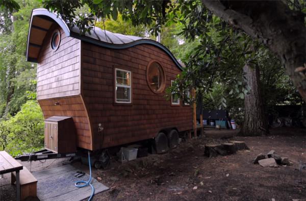 29歲的他自食其力:花低價親手建16㎡小家,獨居生活一過就是5年 29歲的他自食其力:花低價親手建16㎡小家,獨居生活一過就是5年