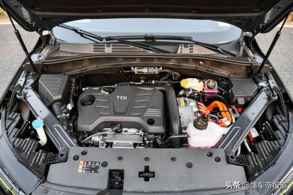 新車｜售15.28萬元起 新款榮威RX5 ePLUS亮相海口車展