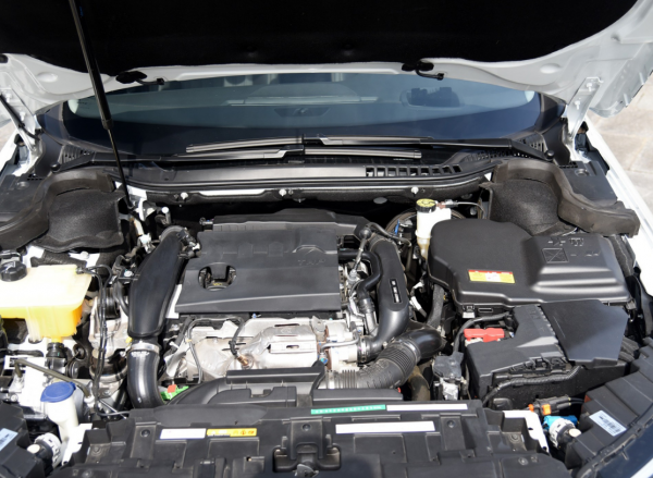 國產大&OpenCurlyDoubleQuote;A9&rdquo;，6年前就有後排按摩通風！渾身名牌卻被忽略