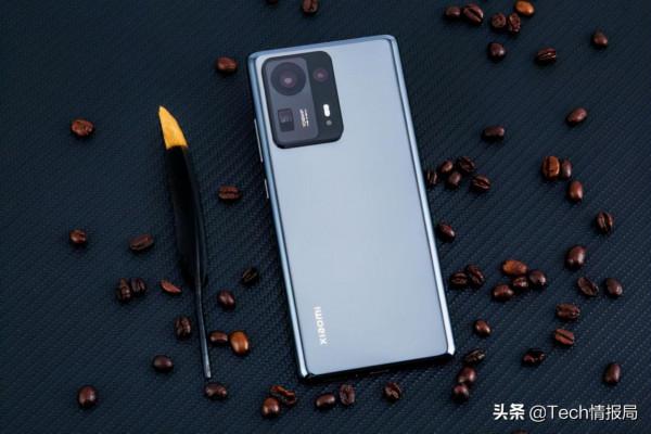 雙十二要換手機的來抄作業,推薦兩款高性價比機型,降價後更香了 雙十二要換手機的來抄作業,推薦兩款高性價比機型,降價後更香了