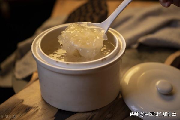 大雪時節,多吃三白防乾燥,多喝三湯強身體,健康飲食防疾病 大雪時節,多吃三白防乾燥,多喝三湯強身體,健康飲食防疾病