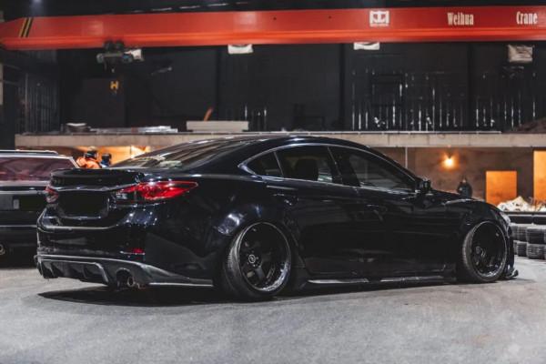 寬體黑武士馬自達阿特茲，素雅的外表卻有股&quot&semi;大佬&quot&semi;的氣質