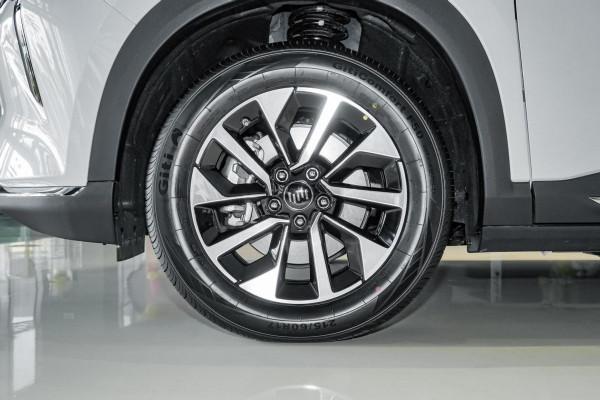 一公里才7分錢,7.9破百+3塊大屏,還能自動駕駛,實拍威馬W6 一公里才7分錢,7.9破百+3塊大屏,還能自動駕駛,實拍威馬W6