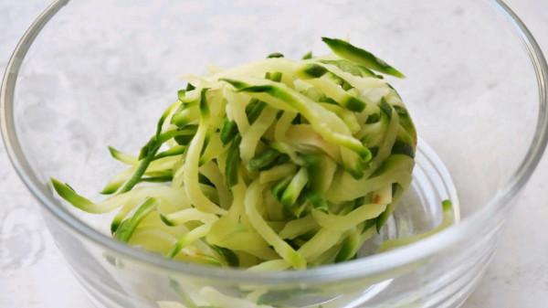 自制蘿蔔小鹹菜，經濟實惠，鮮香開胃，佐餐的好選擇