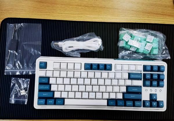 腹靈CMK87-SAM——三模熱插拔雖遲但到！質感不輸FL980？