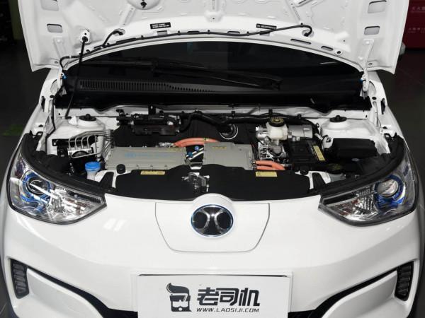 滿電錶顯續航301km，便宜好用，買菜代步，實拍北汽新能源EC3