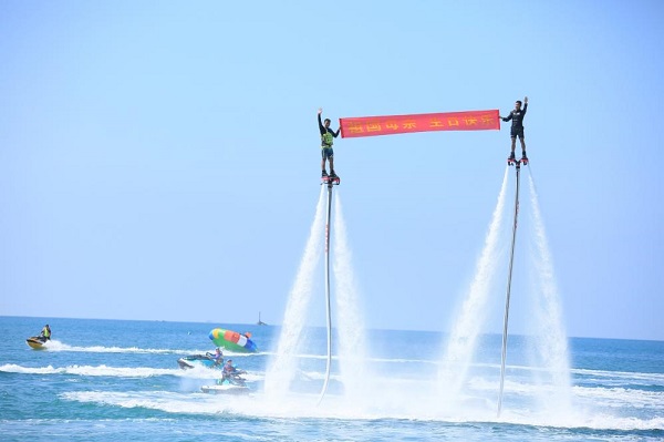 迎國慶！天涯海角舉辦“我愛你中國”歌舞快閃活動