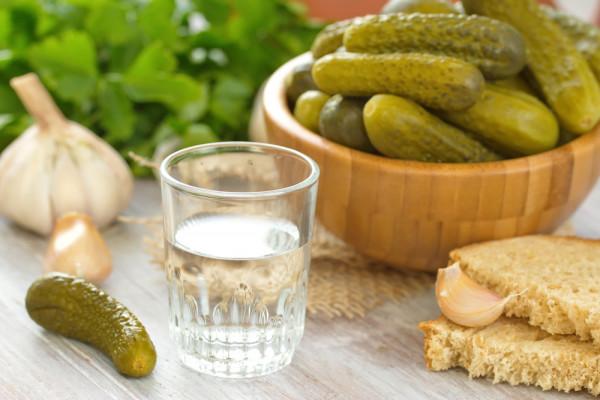 俄羅斯下酒菜，比伏特加還硬核