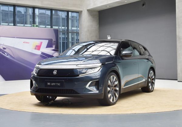 豐田開啟全域性電動化，豐田章男正式“食言”，是真扛不住了？