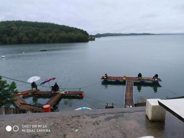 釣魚不盡然，景點入眼簾