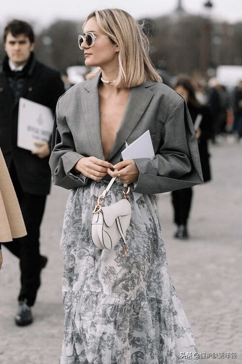 有什麼適合初秋穿得好看又不冷的小裙子嗎？