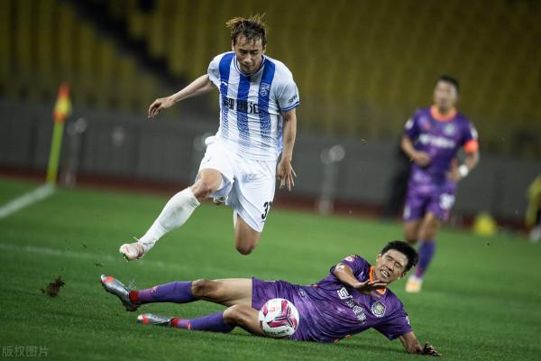 厲害！魯能青訓球員以核心身份率三隊衝超 泰山隊一做法令人讚歎