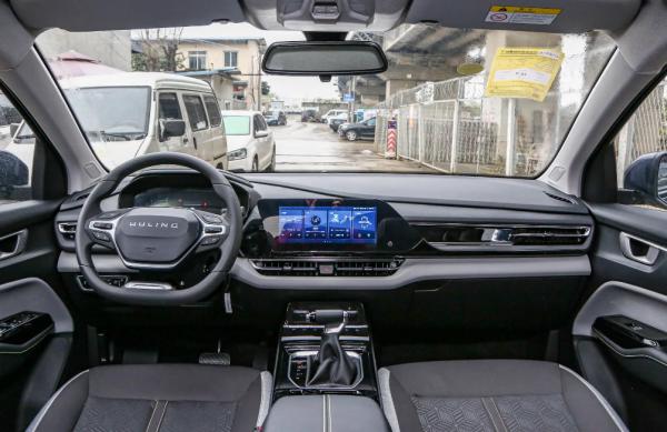 家用車還是空間大點好,這2臺顏值高、動力強,保養還很便宜 家用車還是空間大點好,這2臺顏值高、動力強,保養還很便宜