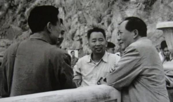 建國後劉亞樓被授予上將,林彪出面寫信給主席,稱:此人應授大將 建國後劉亞樓被授予上將,林彪出面寫信給主席,稱:此人應授大將