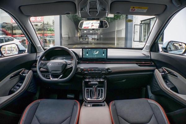 8、9萬預算買SUV，這兩款顏值高、動力足，品質可靠油耗還不高