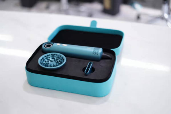 Supins高速吹風機體驗報告：風阻聲小，攜帶方便