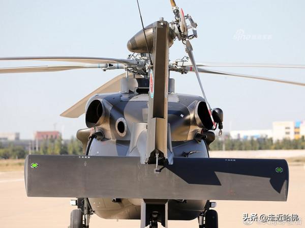 國產新型AC313A直升機露真容，網友驚呼：這還是直8嗎？（上）