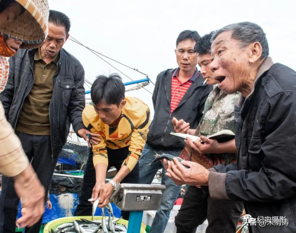 吳鍾飛：臘月漁鄉港北