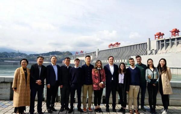 葡駐華大使眼中的三峽：“這是一家負責任的中國企業”