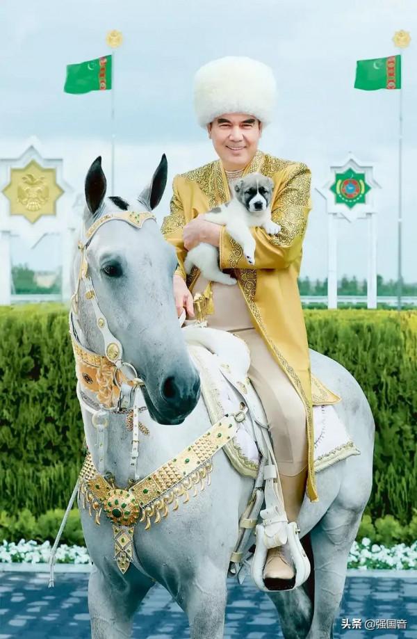 比普京有魅力的總統，邀請好萊塢女星慶生，他過著怎樣的生活