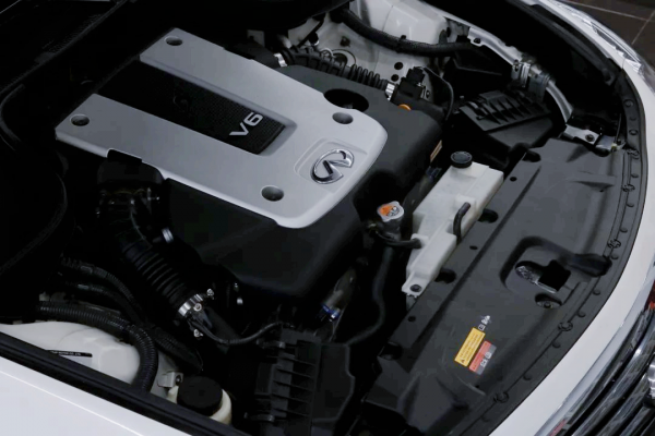 怪獸修車：整備升級二手的13年英菲尼迪G25，精心施工，再現完美