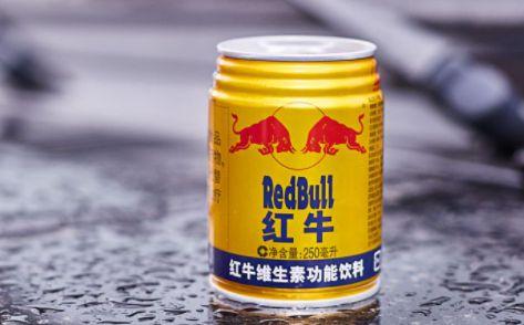 僅靠一款飲料，成就三位富豪，卻終究逃不過“富不過三代”的魔咒